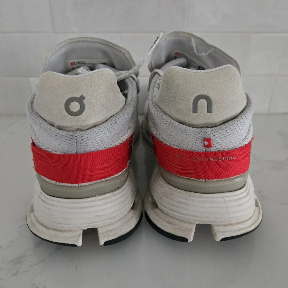 On Running Cloudnova Athletic Shoe White Red Gray Men's Size 10 Cloud - Picture 5 of 9